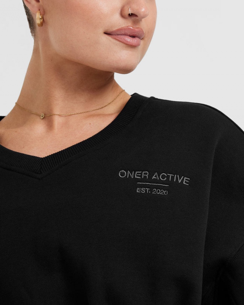 Oner Active All Day Est 2020 Crop V-Neck Sweatshirts Schwarz | ZRYDILF-79