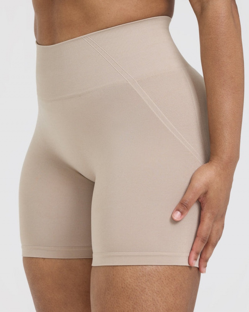 Oner Active Effortless Seamless Kurze Hose Hellbraun | TVKEGCR-86