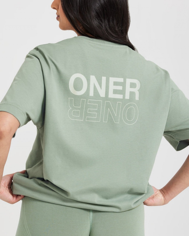 Oner Active Klassische Mirror Graphic Oversized T-shirts Olivgrün | IVJBERK-80