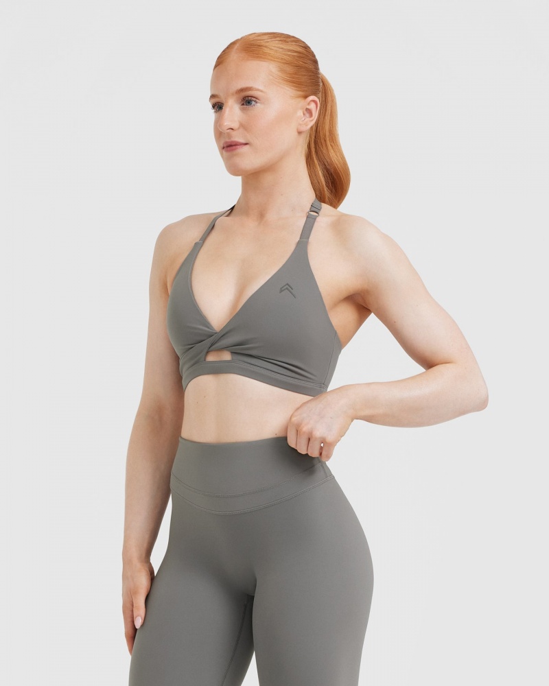 Oner Active Unified Twist Sports Bras Grau | ZOQFARC-07